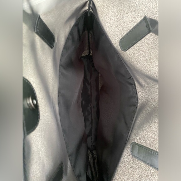 Burberry Tote Handbag - Picture 7 of 10